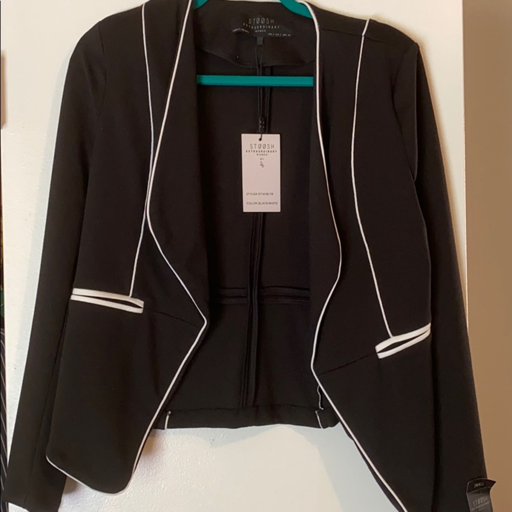 NWT blazer with white piping